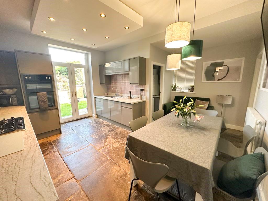 Station Road, Cross Hills Wilman & Lodge